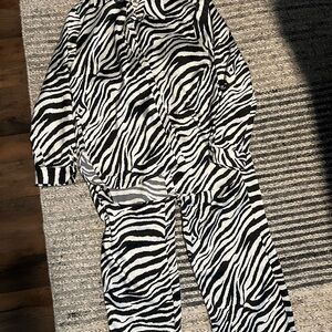 Rachel Zoe Black and White Zebra Print Pajama Set